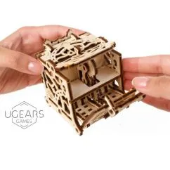 Механические 3D пазлы UGEARS - "Хранилище дайсов: девайс для настольных игр"(70072)